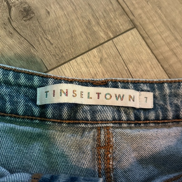 blue denim shorts - Picture 3 of 3